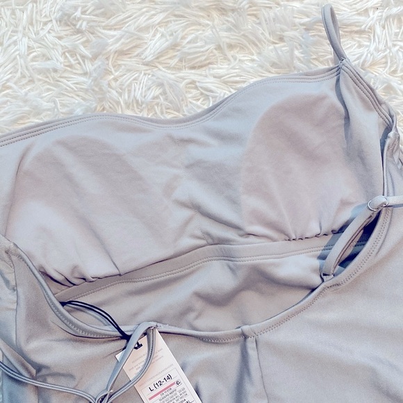 Nwt Sand & Shore silver swimming suit One Piece - Picture 4 of 8